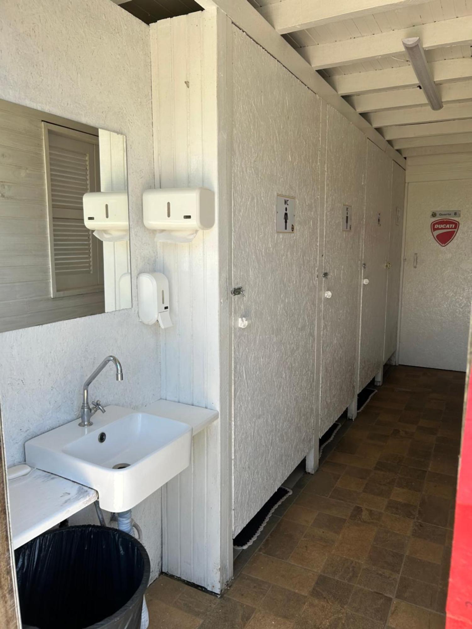 Pousada E Camping Do Motochileiro Urubici Kültér fotó